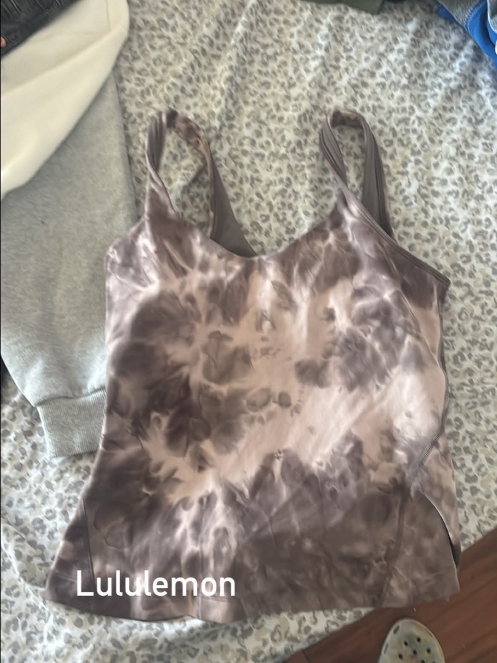 lululemon athletica Taupe Tie-Dye Camisole Tank